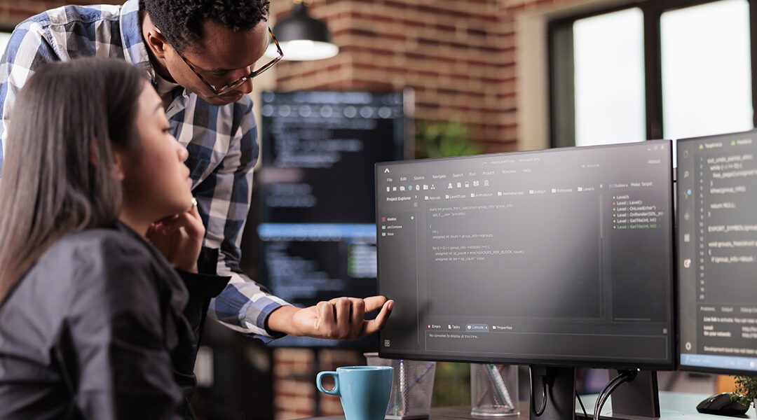 Navigating Hardware and Software Management for Small and Medium Businesses